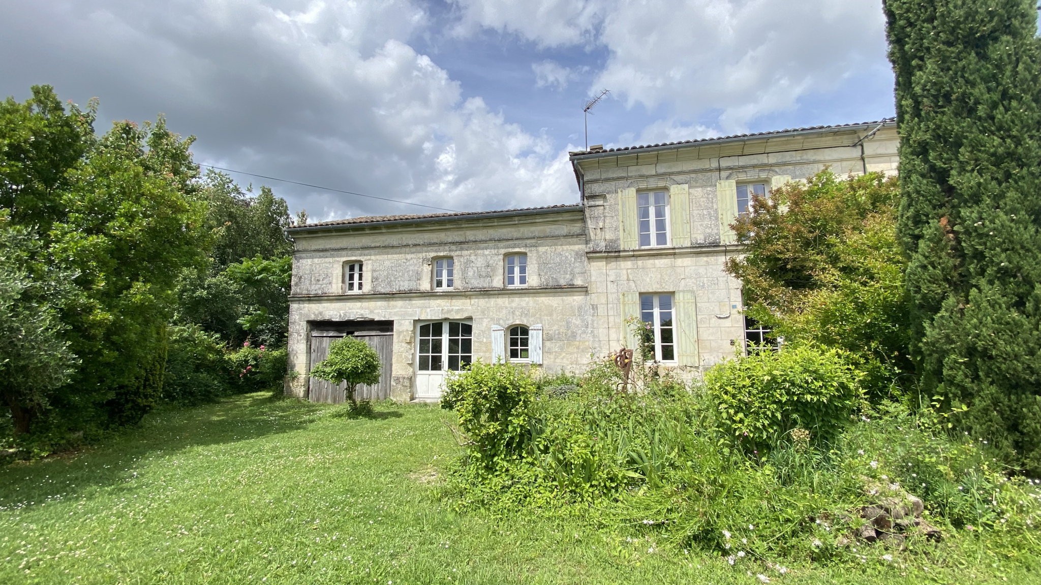 Maison 7 pièces - 239m² - FLOIRAC