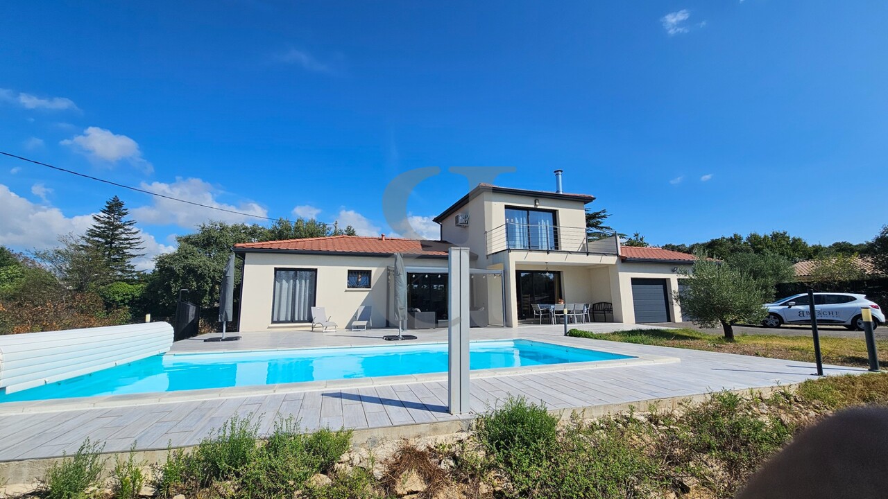 Maison 5 pièces - 120m² - VALREAS