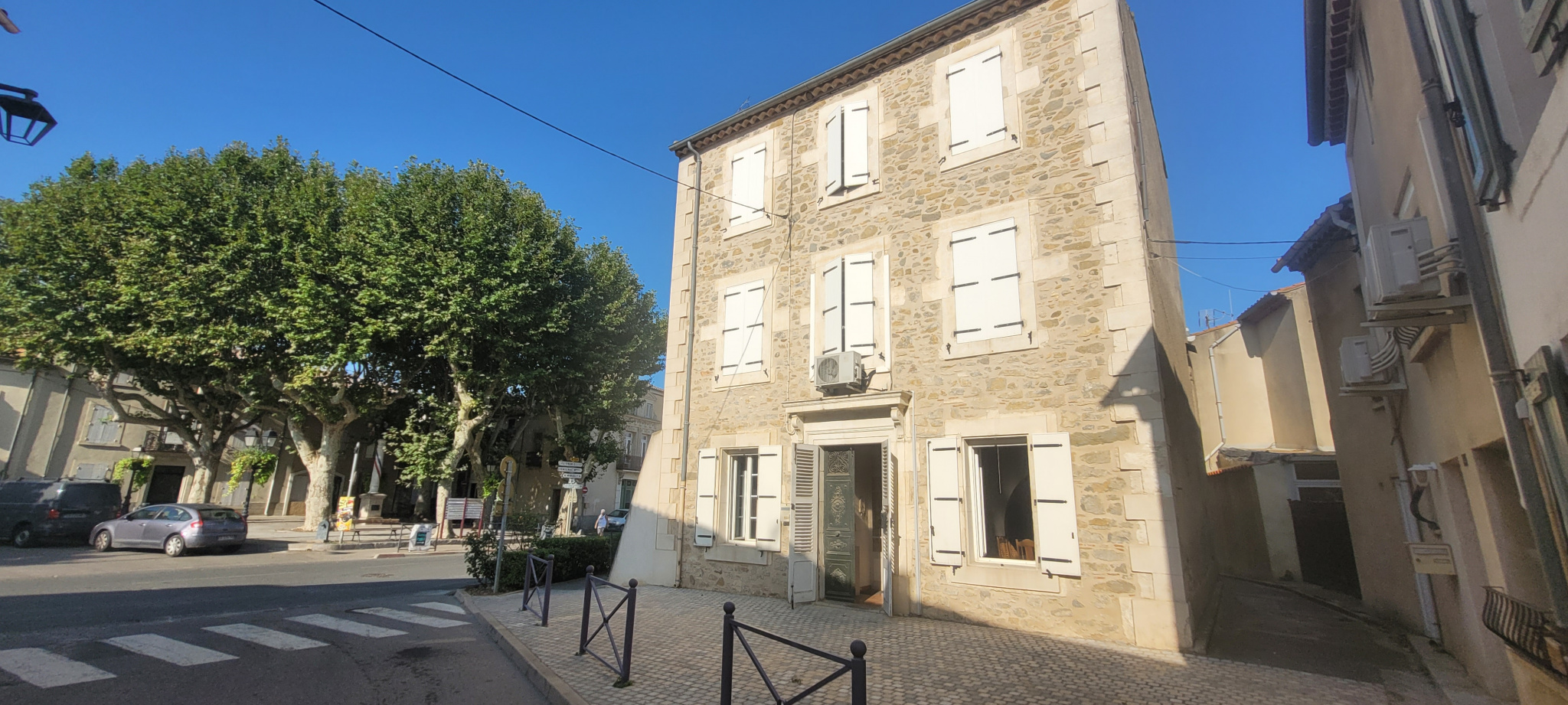 Maison 7 pièces - 180m² - ST NAZAIRE D AUDE