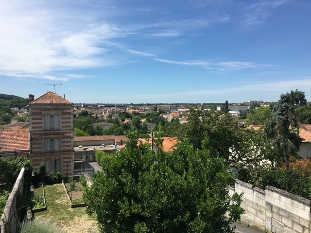 Maison 4 pièces - 105m² - ANGOULEME