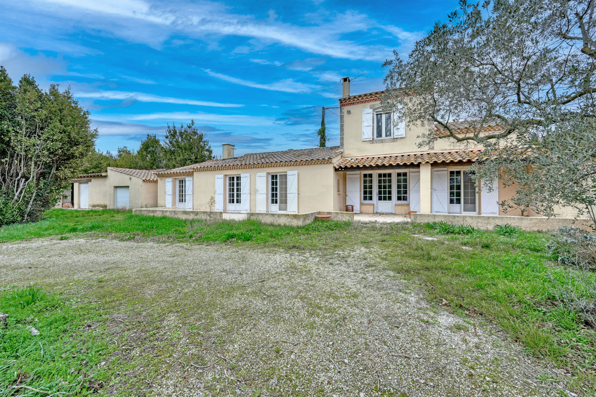 Maison 5 pièces - 134m² - RAPHELE LES ARLES