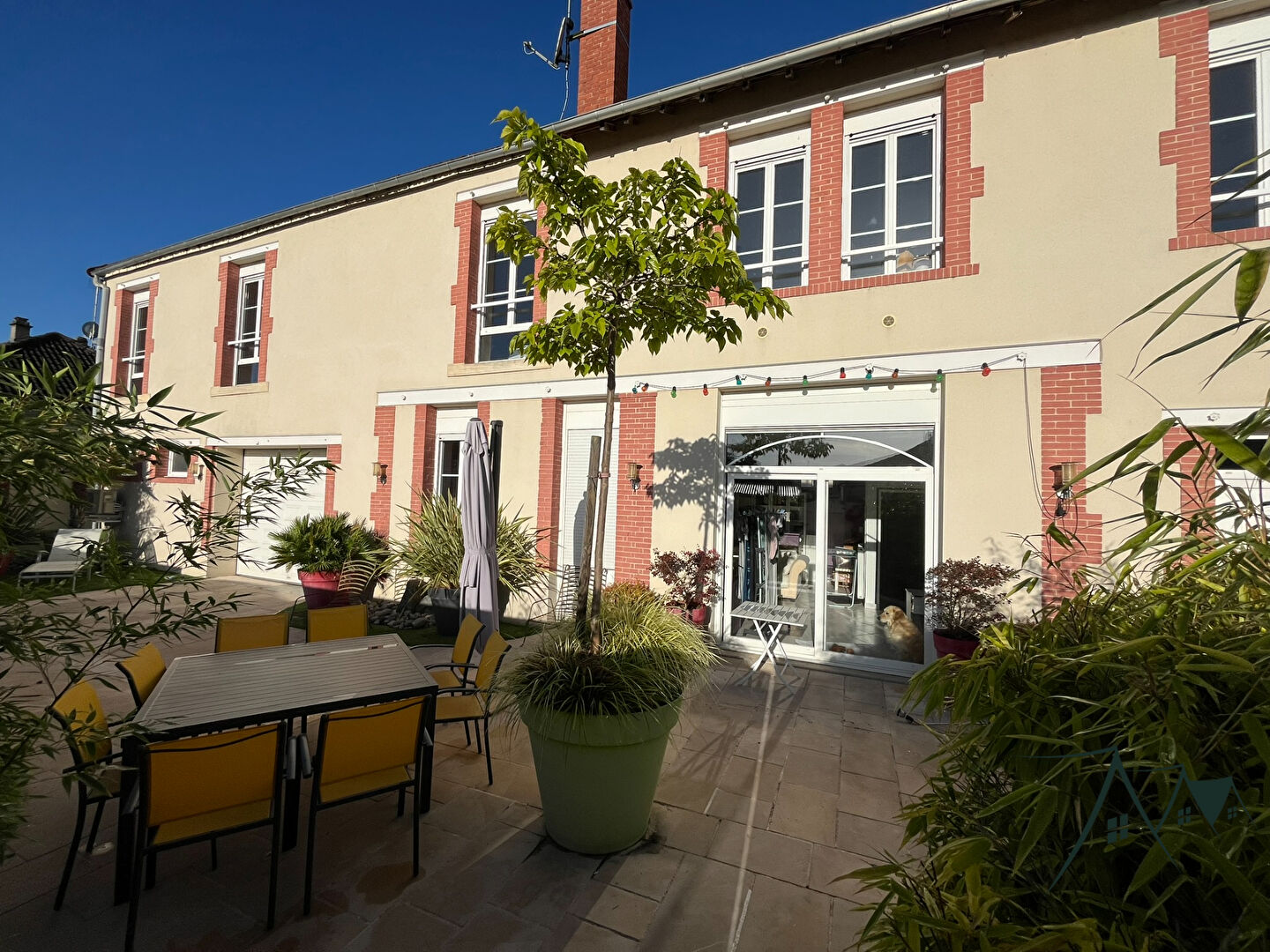 Maison 7 pièces - 195m²