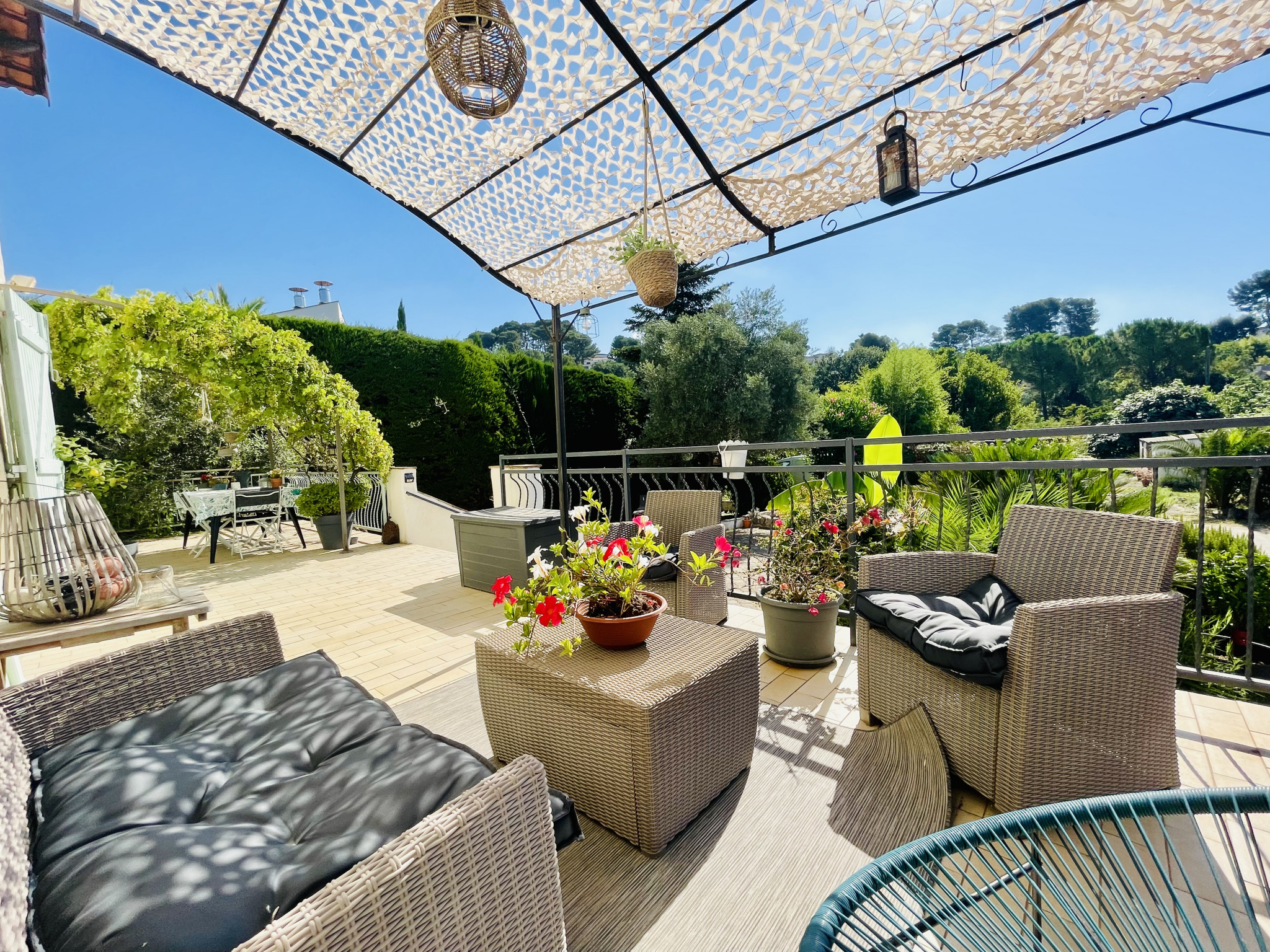 Appartement 5 pièces - 125m² - MOUGINS