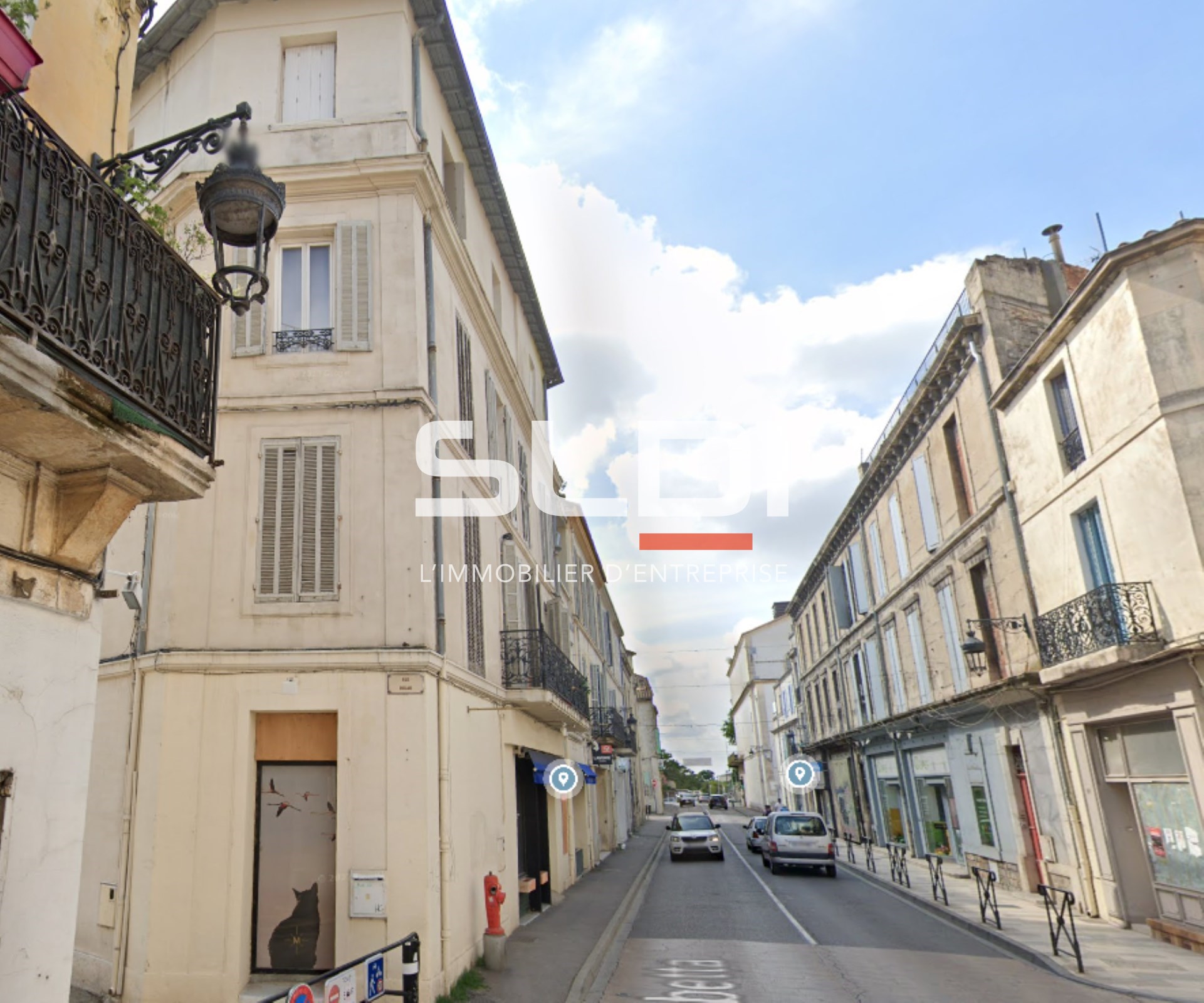 Local commercial  - 77m² - ARLES