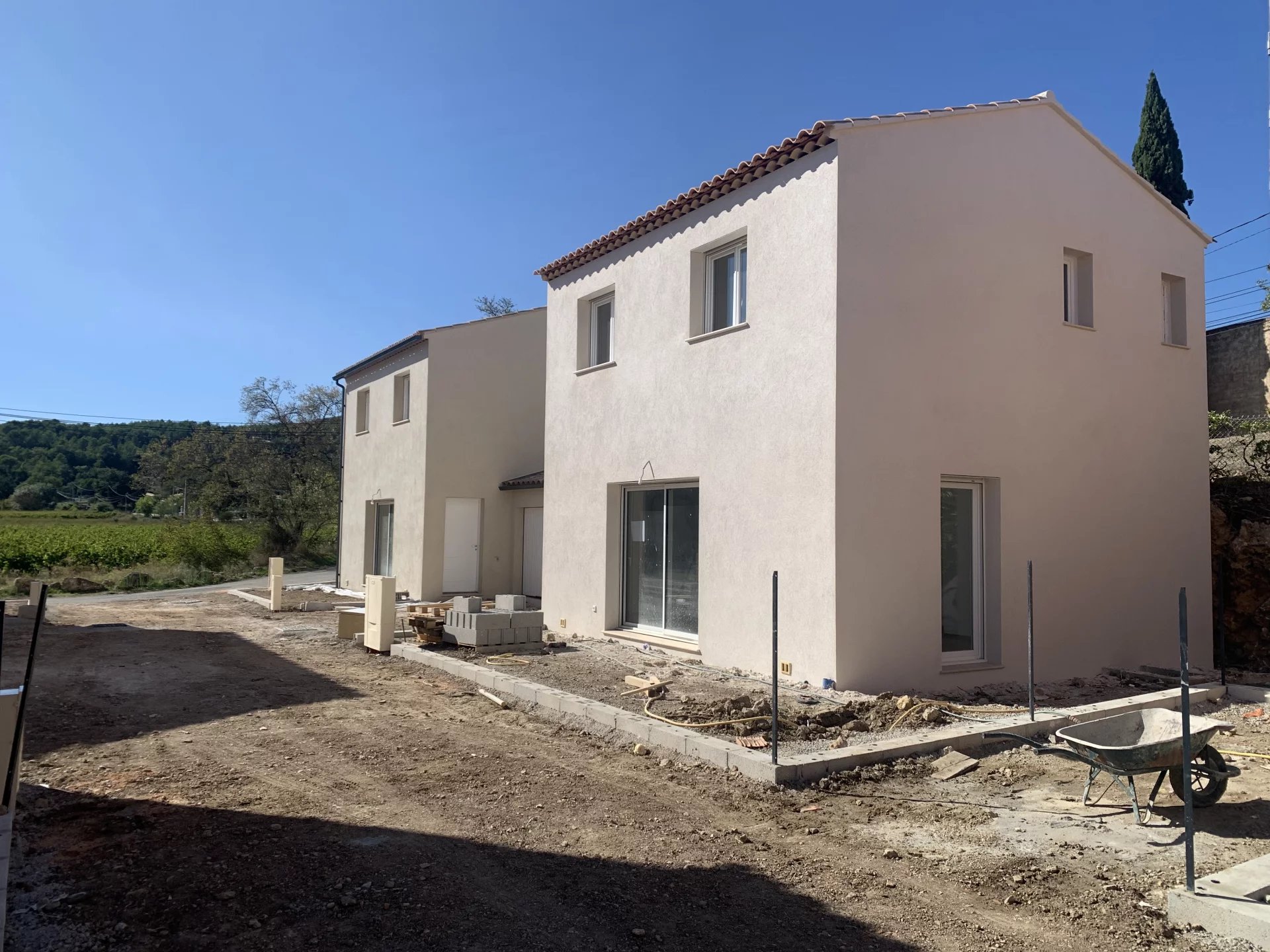 Maison 4 pièces - 70m² - BESSE SUR ISSOLE