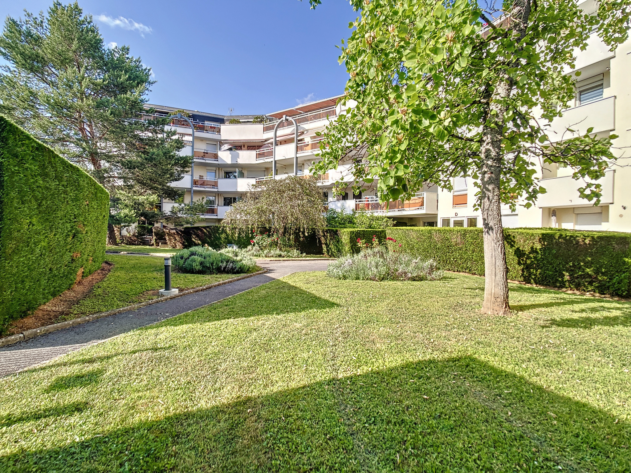 Appartement 1 pièce - 22m² - FONTAINE LES DIJON