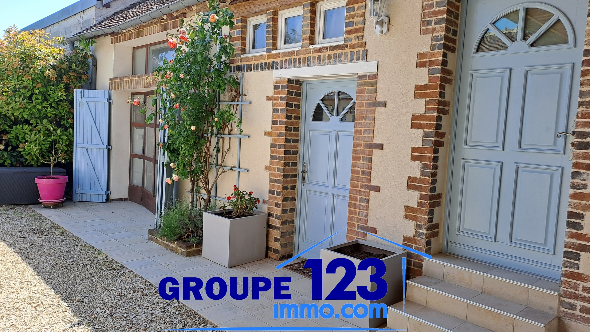 Maison 7 pièces - 211m² - EGLENY