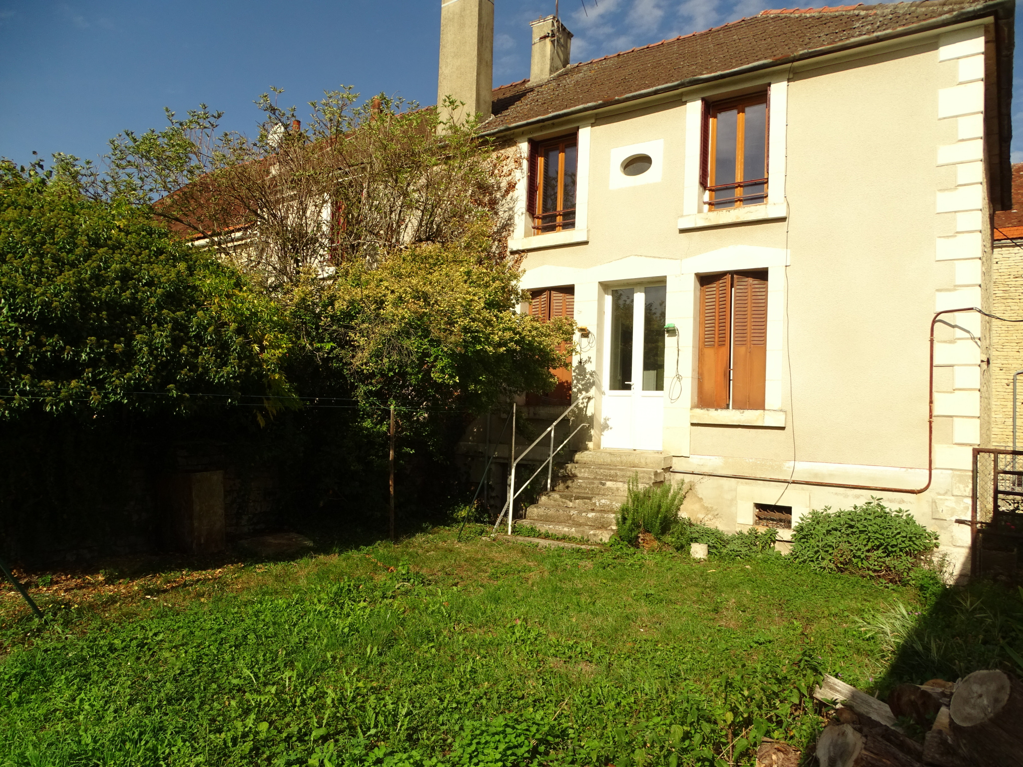 Maison 6 pièces - 90m² - LEZINNES