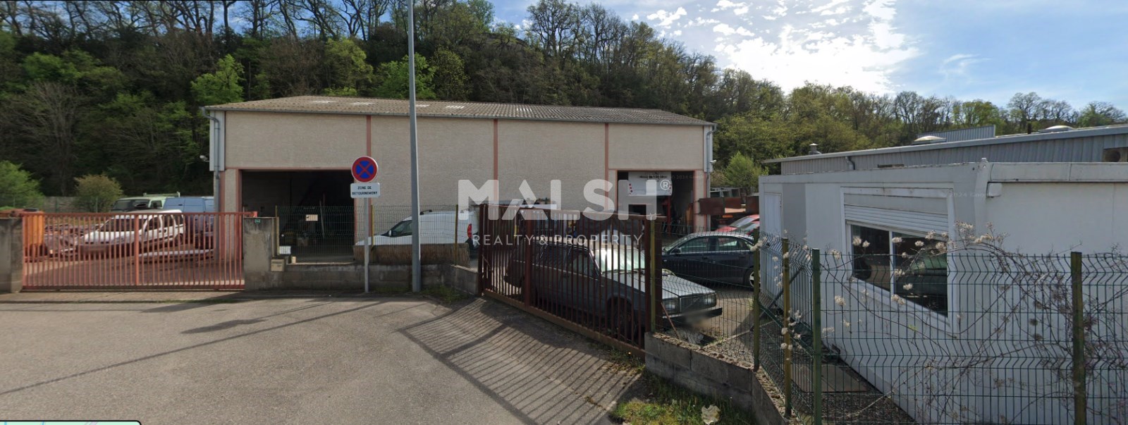 Local industriel  - 470m²