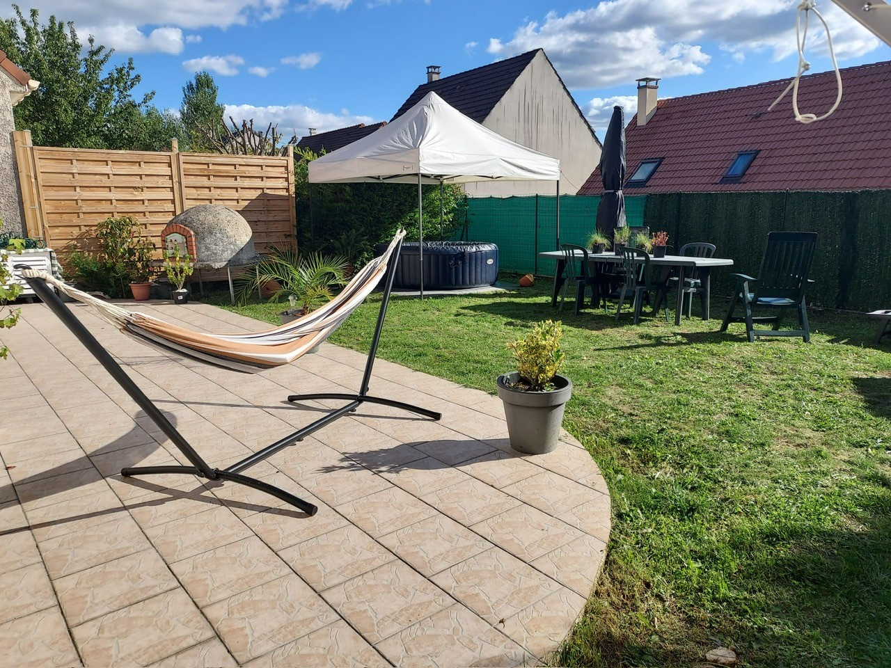 Maison 5 pièces - 93m² - CHAMPLAN