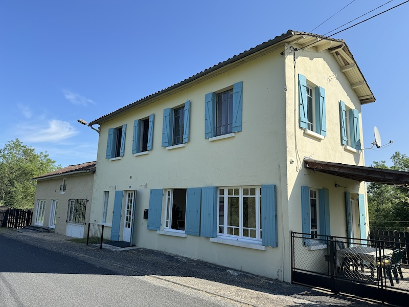 Maison 6 pièces - 175m² - CERCOUX