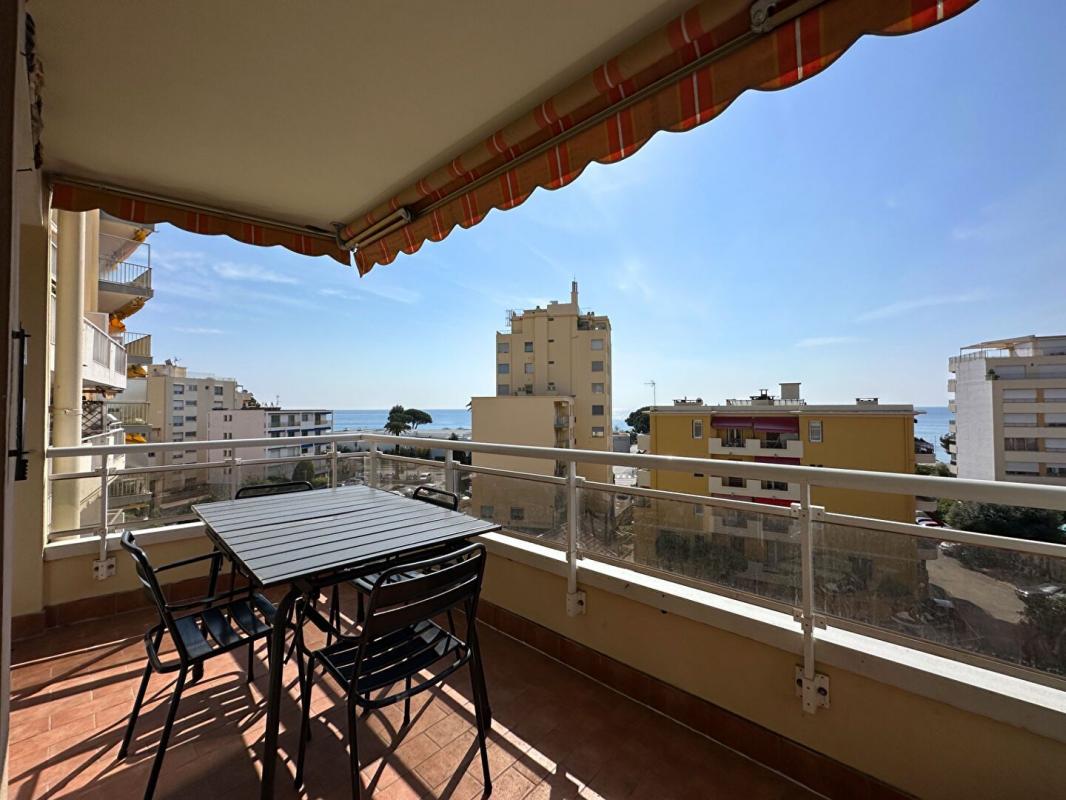 Appartement 2 pièces - 54m² - ROQUEBRUNE CAP MARTIN