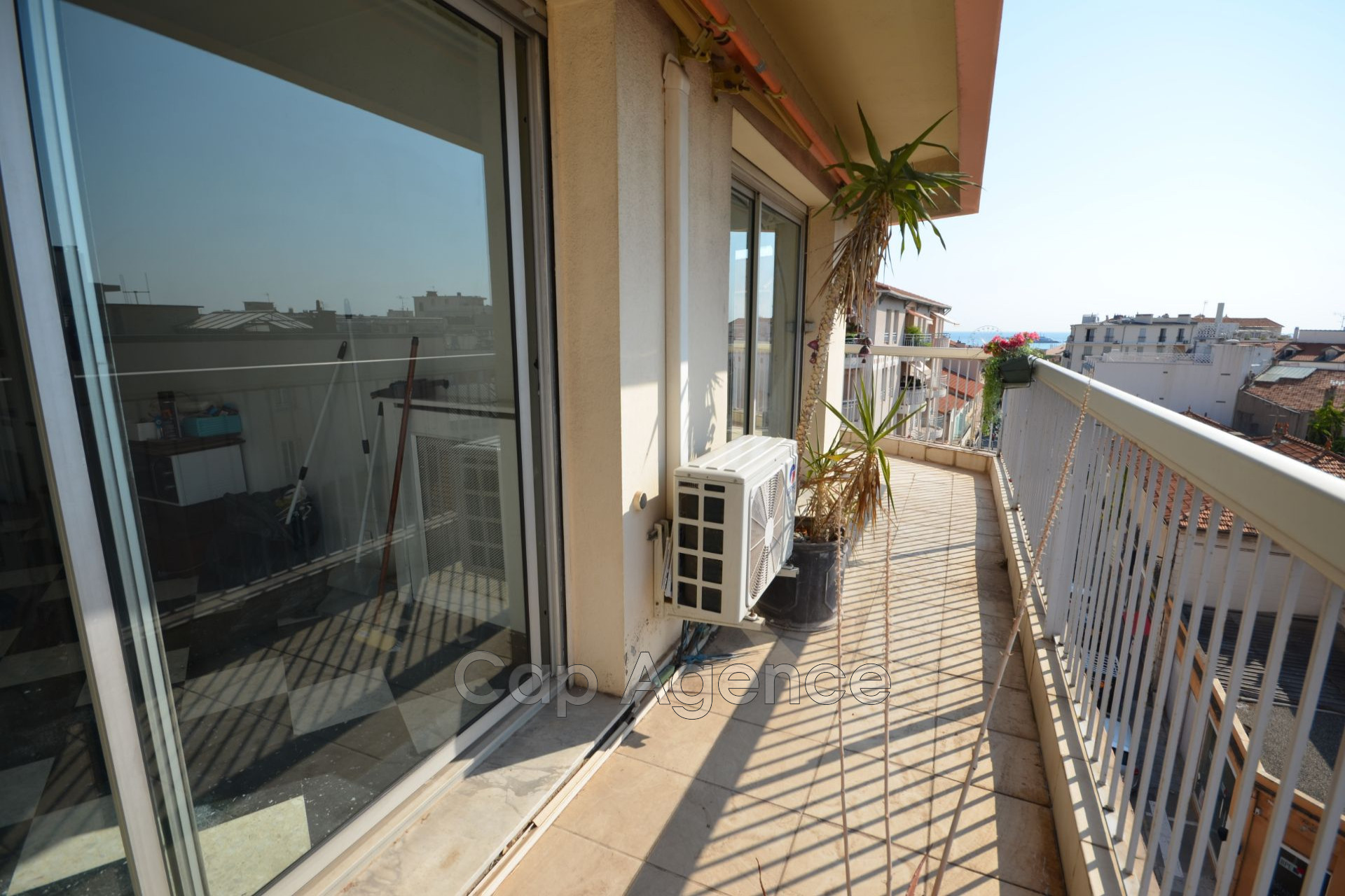 Appartement 3 pièces - 83m² - ANTIBES