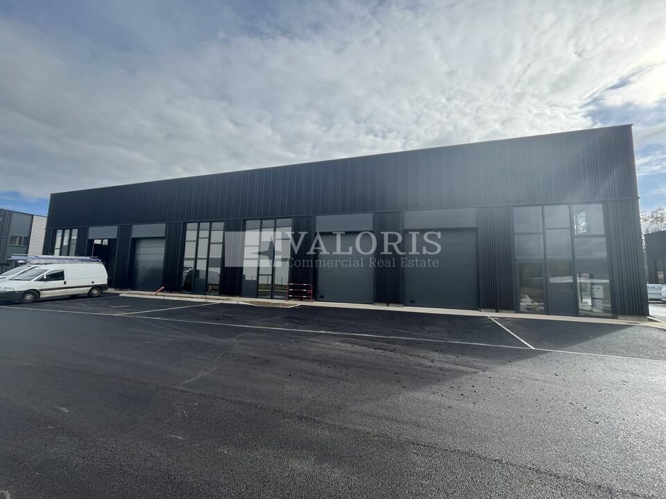 Local industriel  - 760m² - TREVOUX