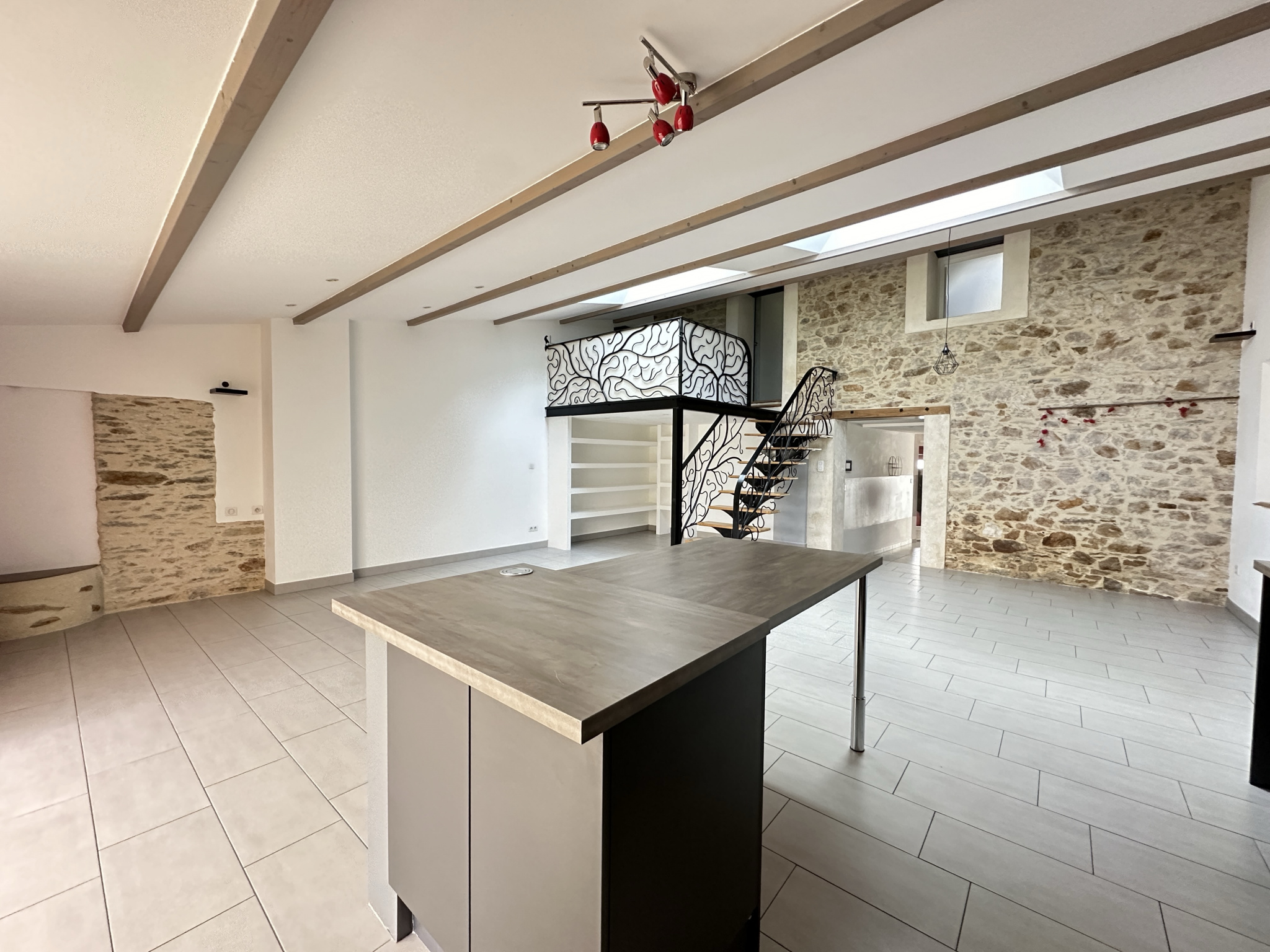 Maison 5 pièces - 130m² - TOUVOIS