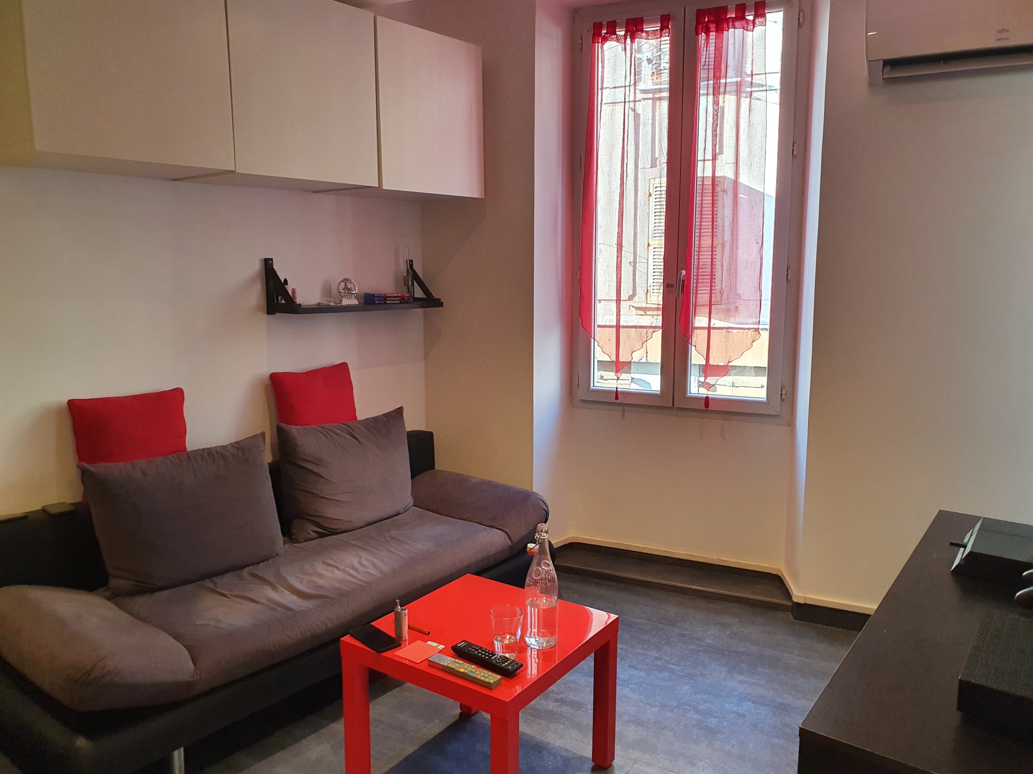 Appartement 1 pièce - 28m² - SOLLIES PONT