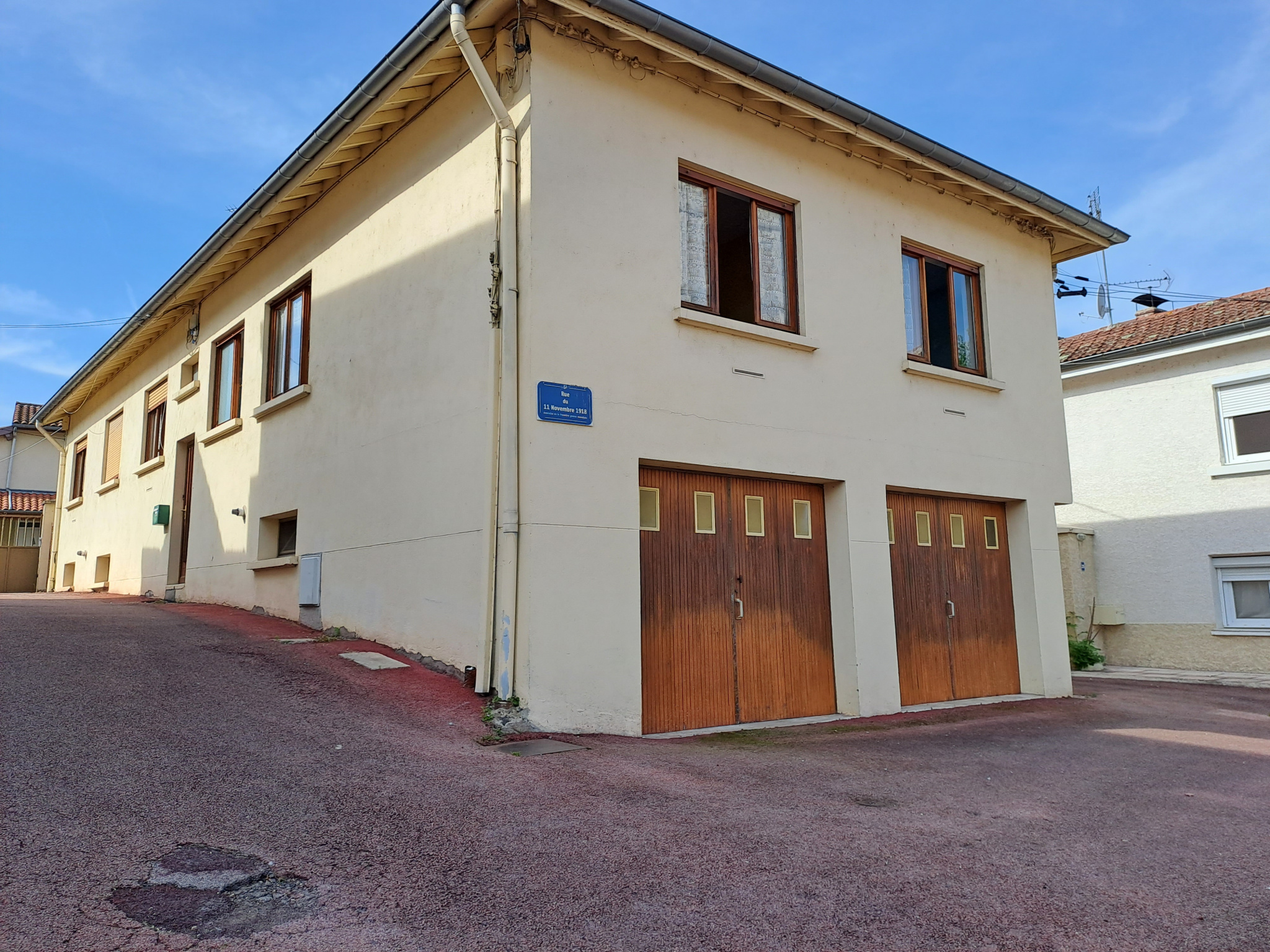 Maison 8 pièces - 130m² - ANDREZIEUX BOUTHEON