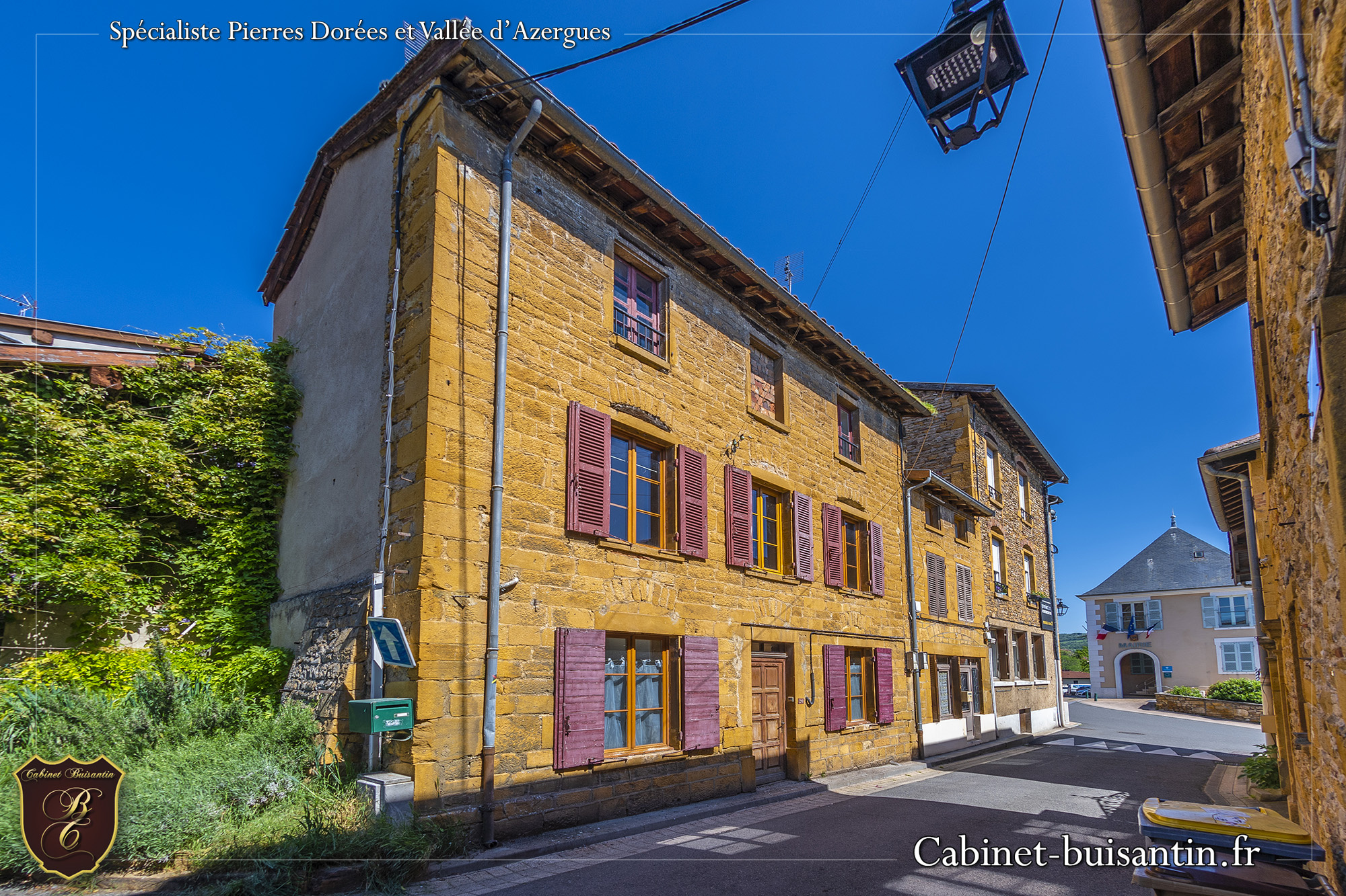 Maison 4 pièces - 90m² - LE BOIS D OINGT