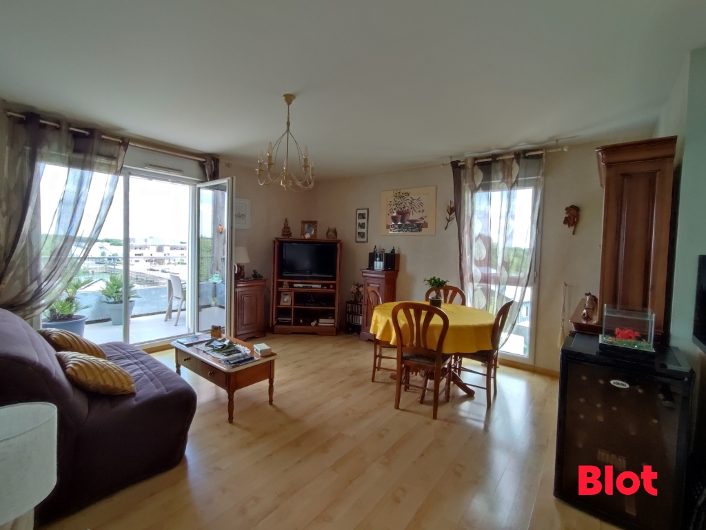 Appartement 3 pièces - 63m² - STE LUCE SUR LOIRE