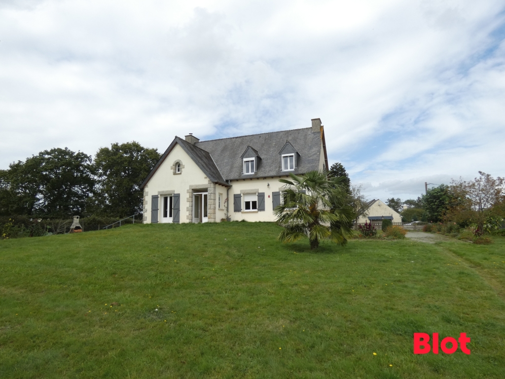 Maison 5 pièces - 154m² - MINIAC MORVAN