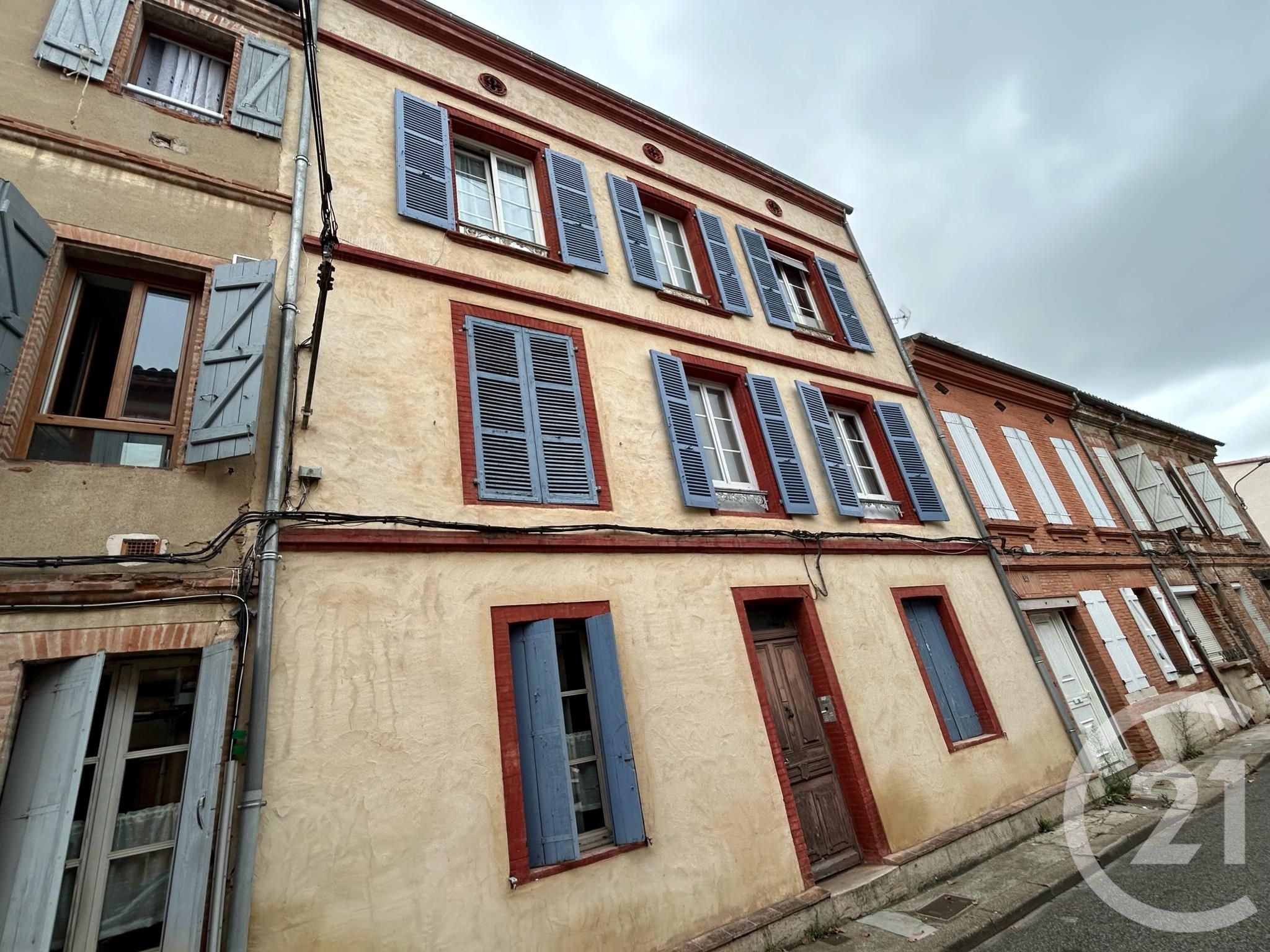 Appartement 1 pièce - 37m² - MONTAUBAN