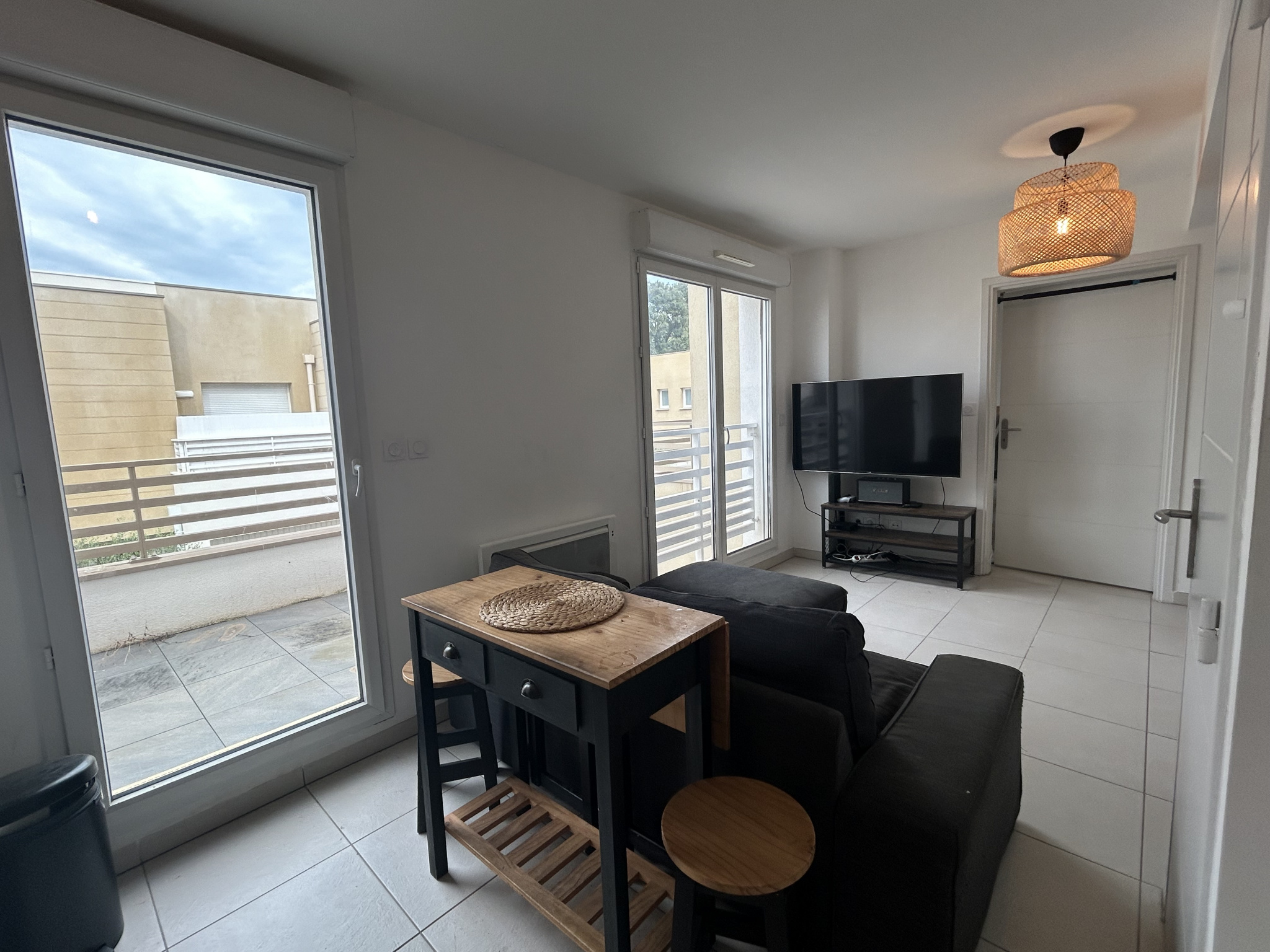 Appartement 2 pièces - 34m² - MARSEILLE  - 10ème