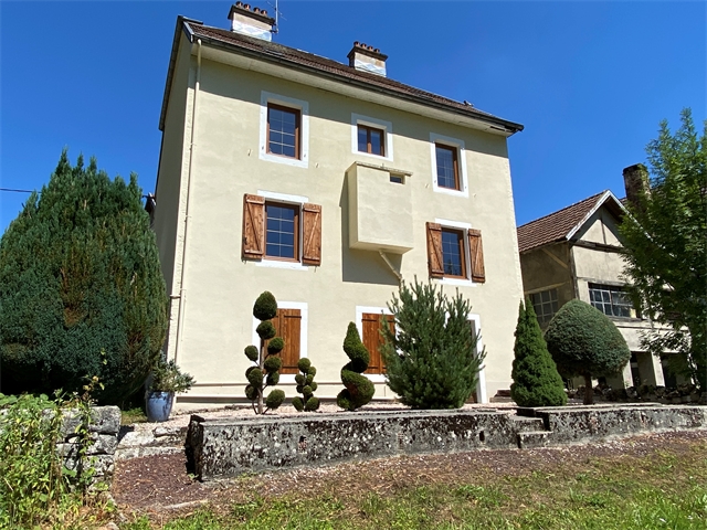 Maison  - 221m²