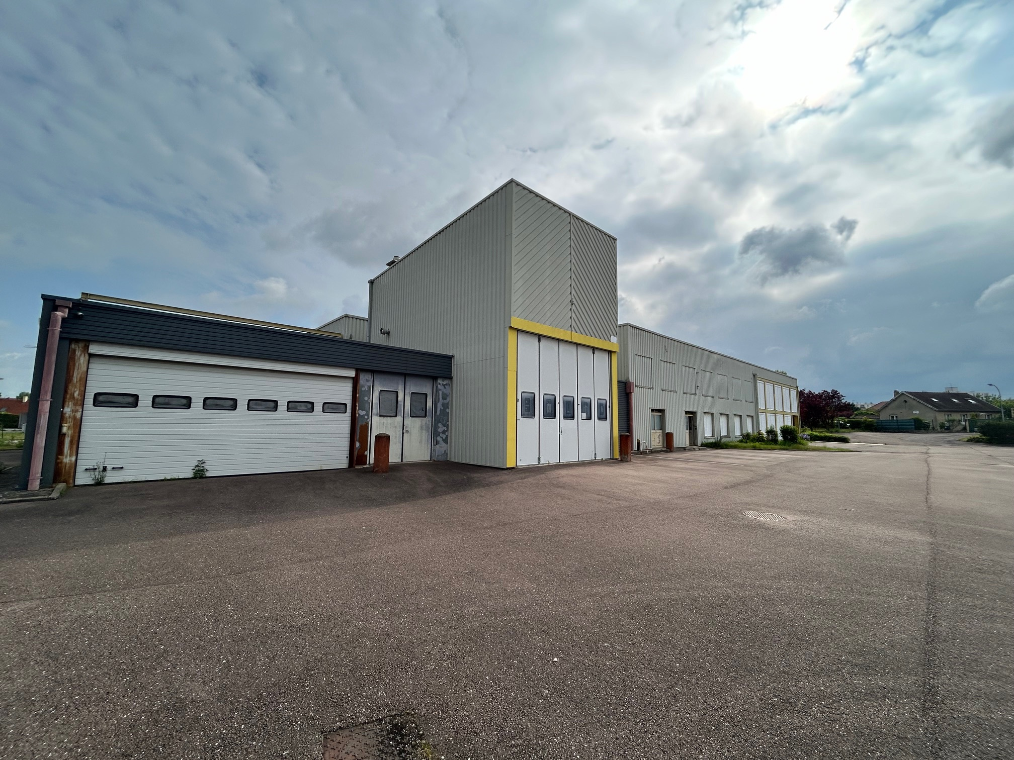 Local industriel  - 2 707m² - TROYES