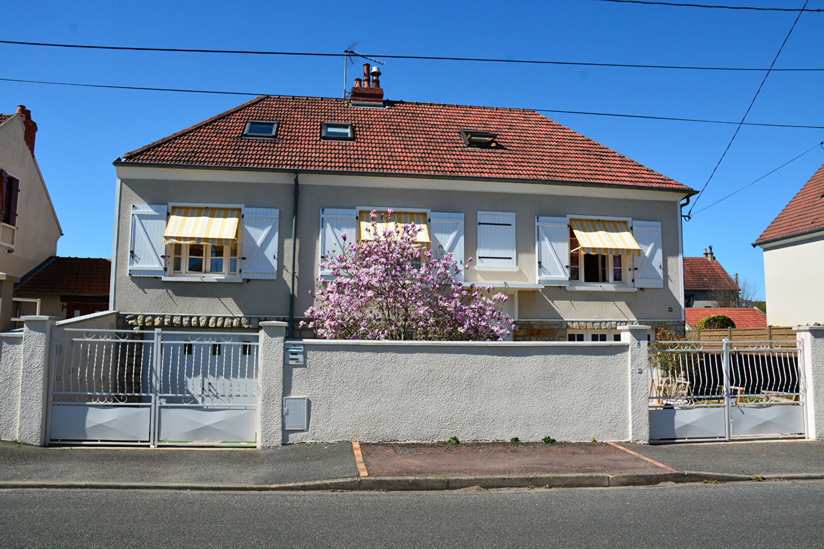 Maison 7 pièces - 160m²