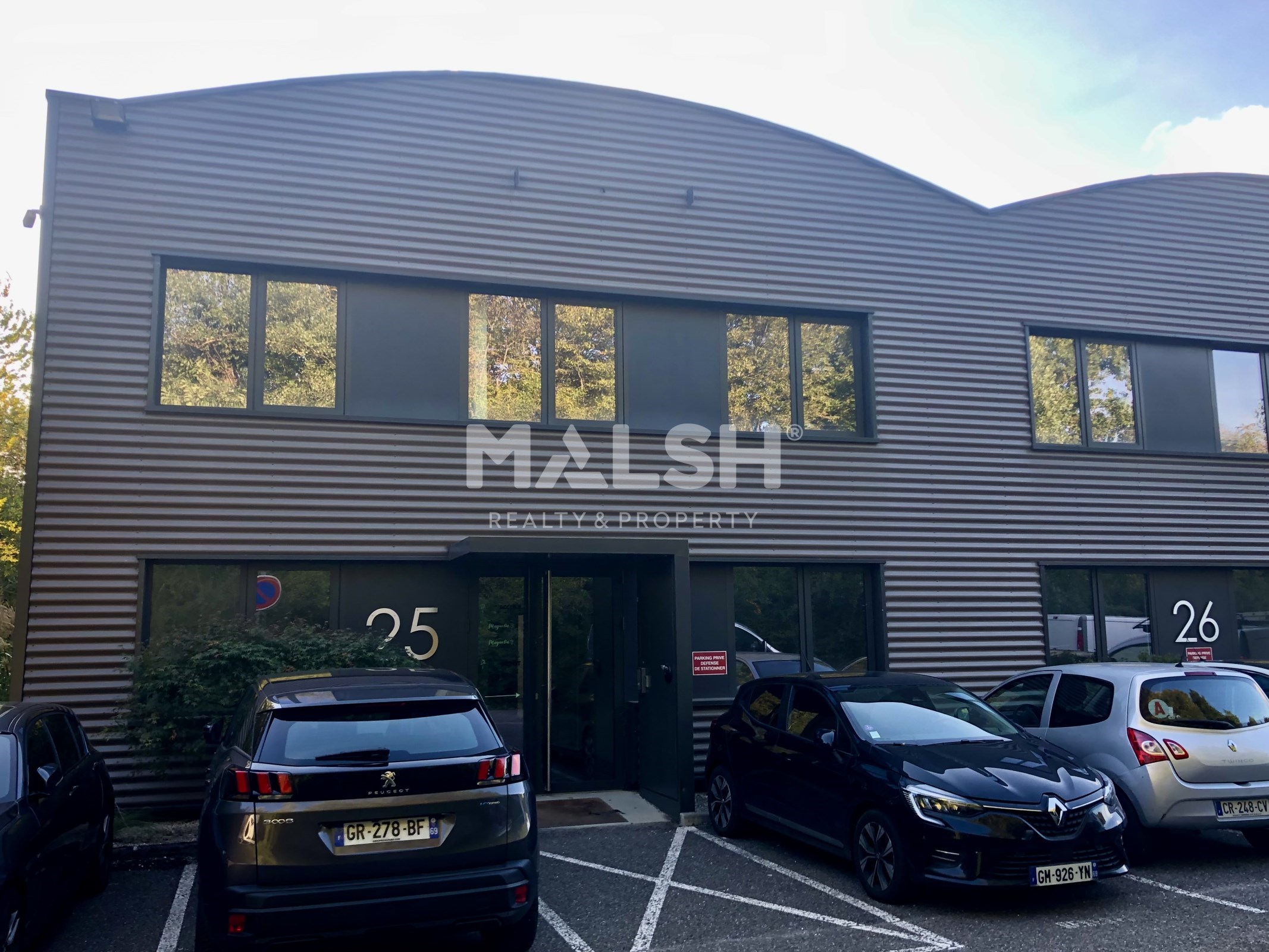 Local industriel  - 960m²