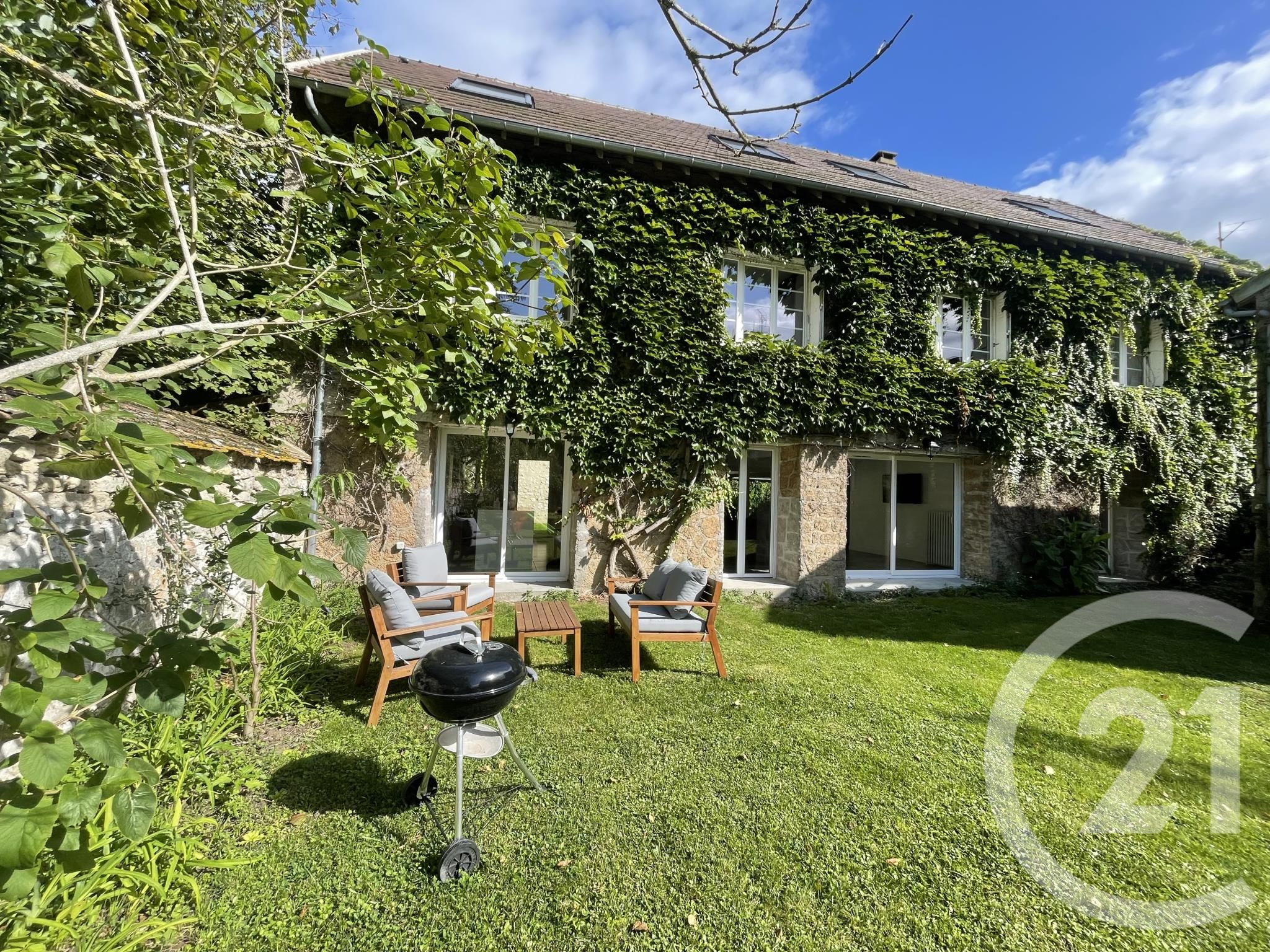 Maison 6 pièces - 175m² - BONNIERES SUR SEINE