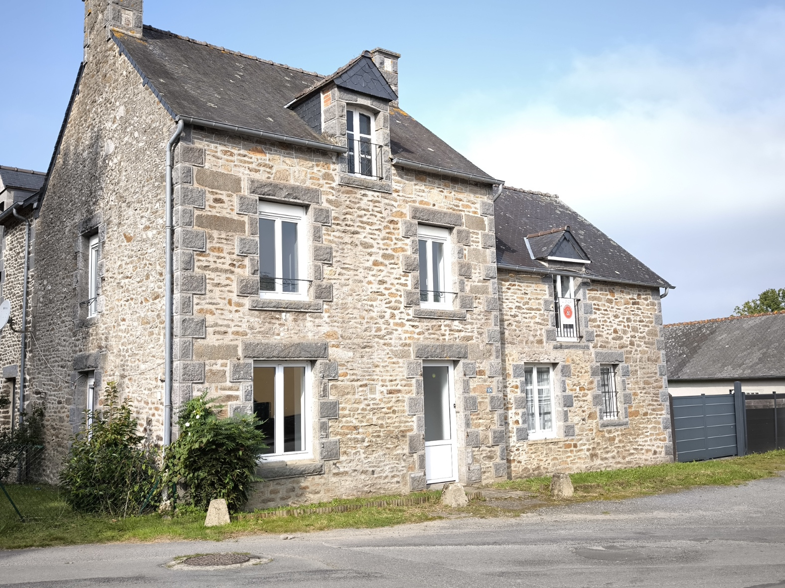 Maison 5 pièces - 144m² - MINIAC MORVAN