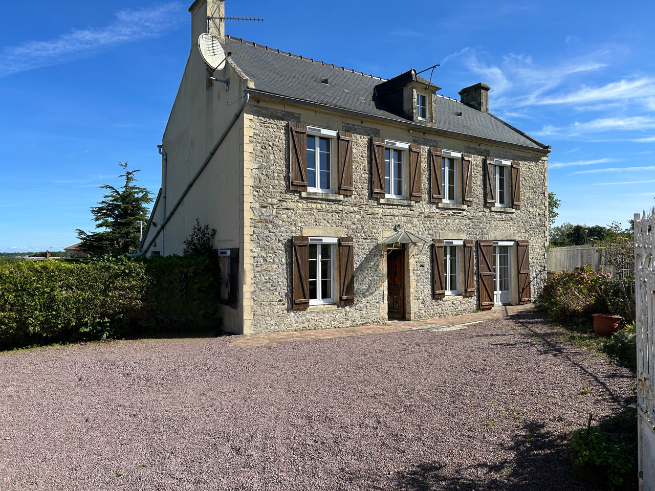 Maison 4 pièces - 111m² - LE MOLAY LITTRY