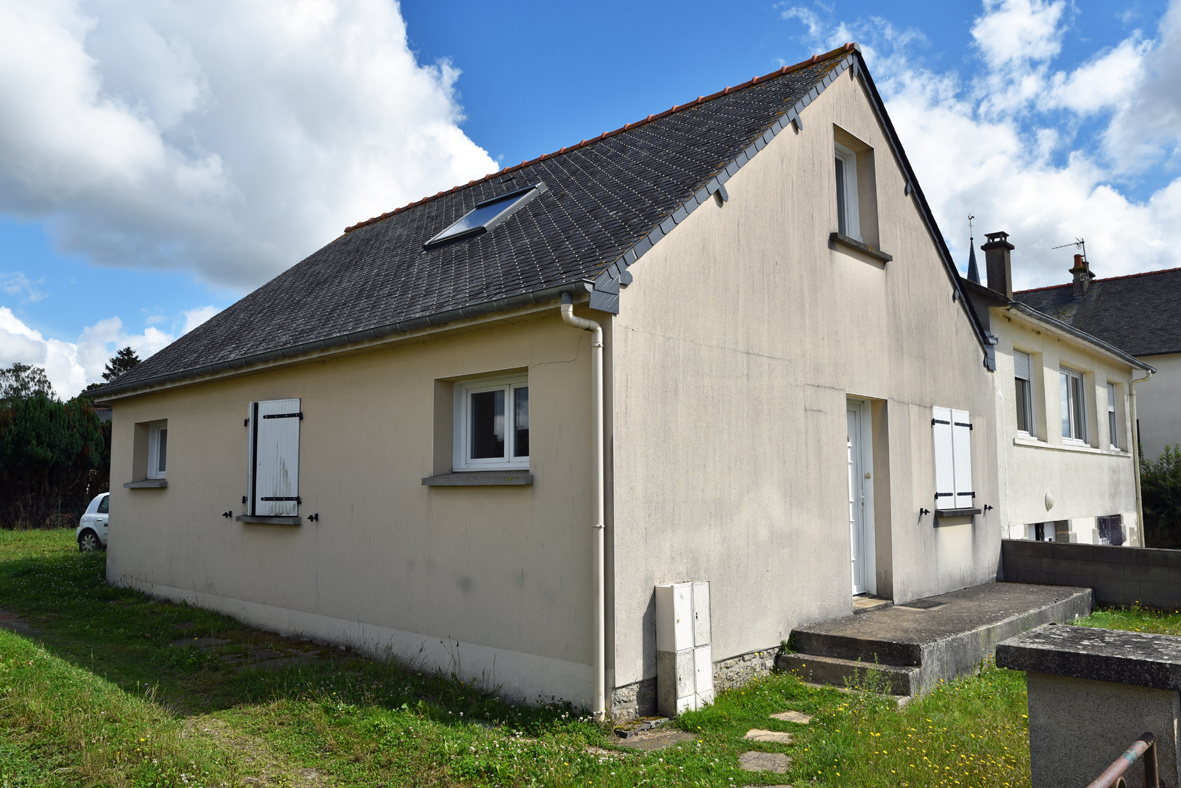 Maison 2 pièces - 64m² - QUEDILLAC