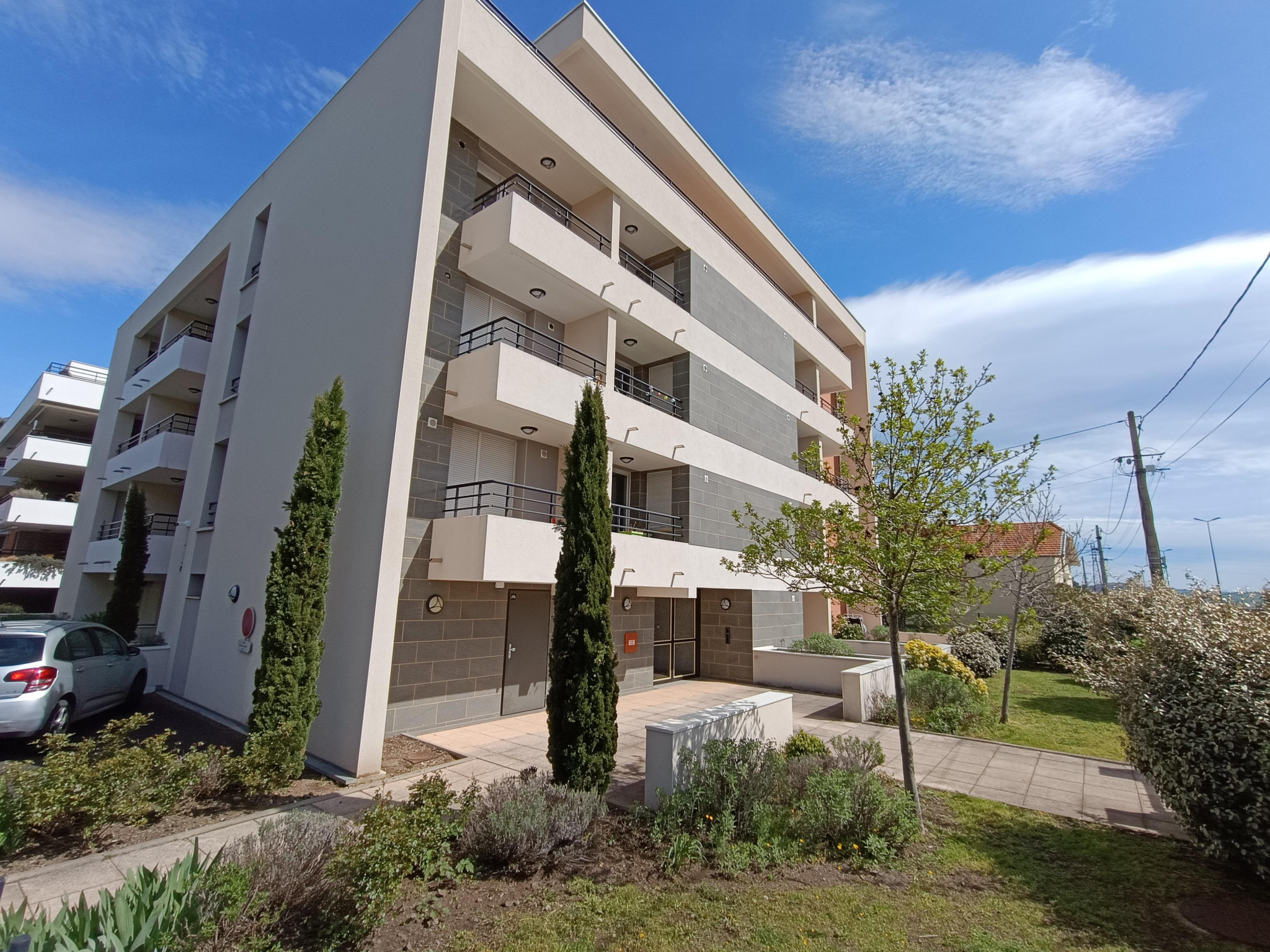 Appartement 1 pièce - 40m² - CLERMONT FERRAND