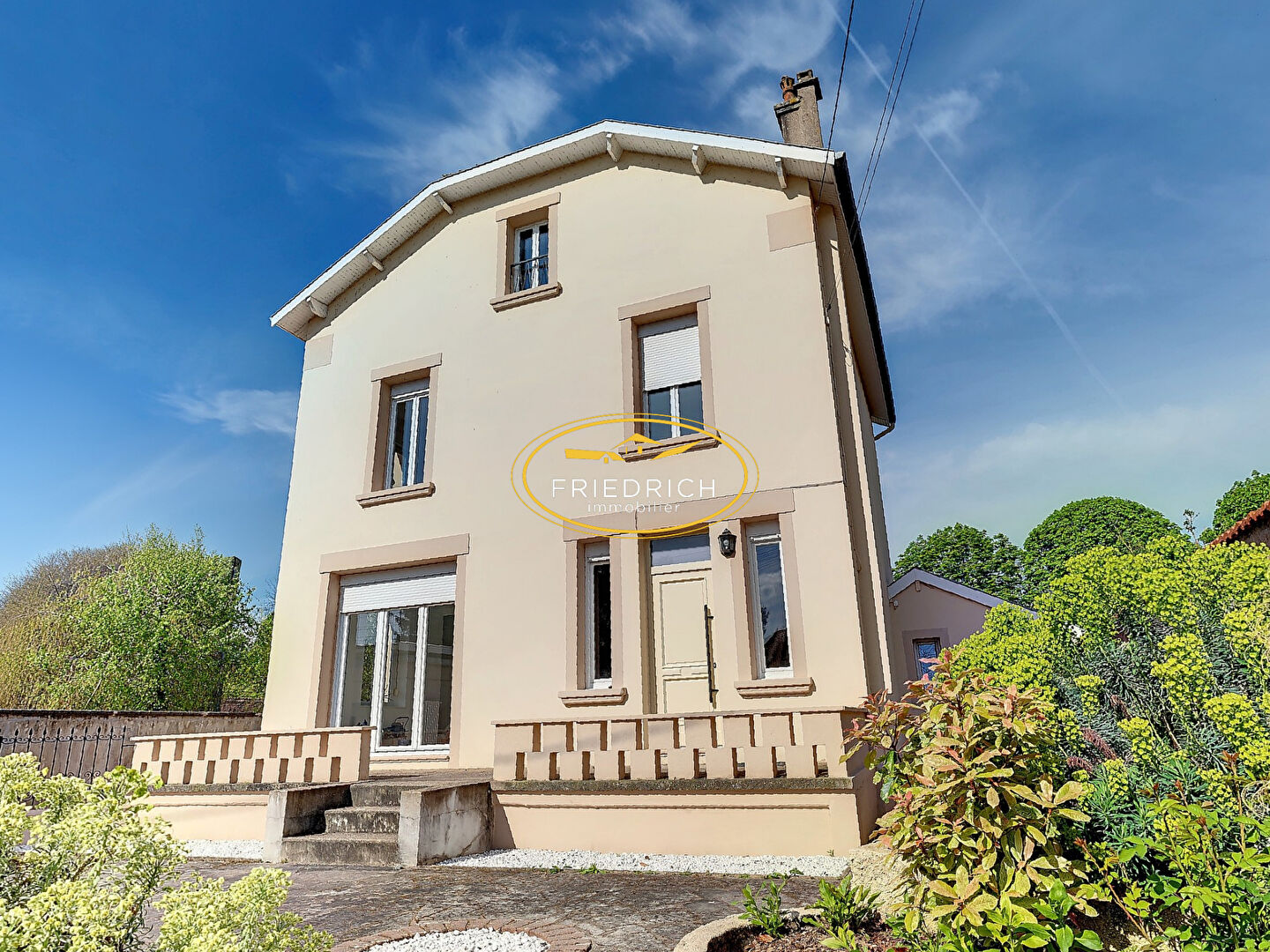 Maison 8 pièces - 150m²