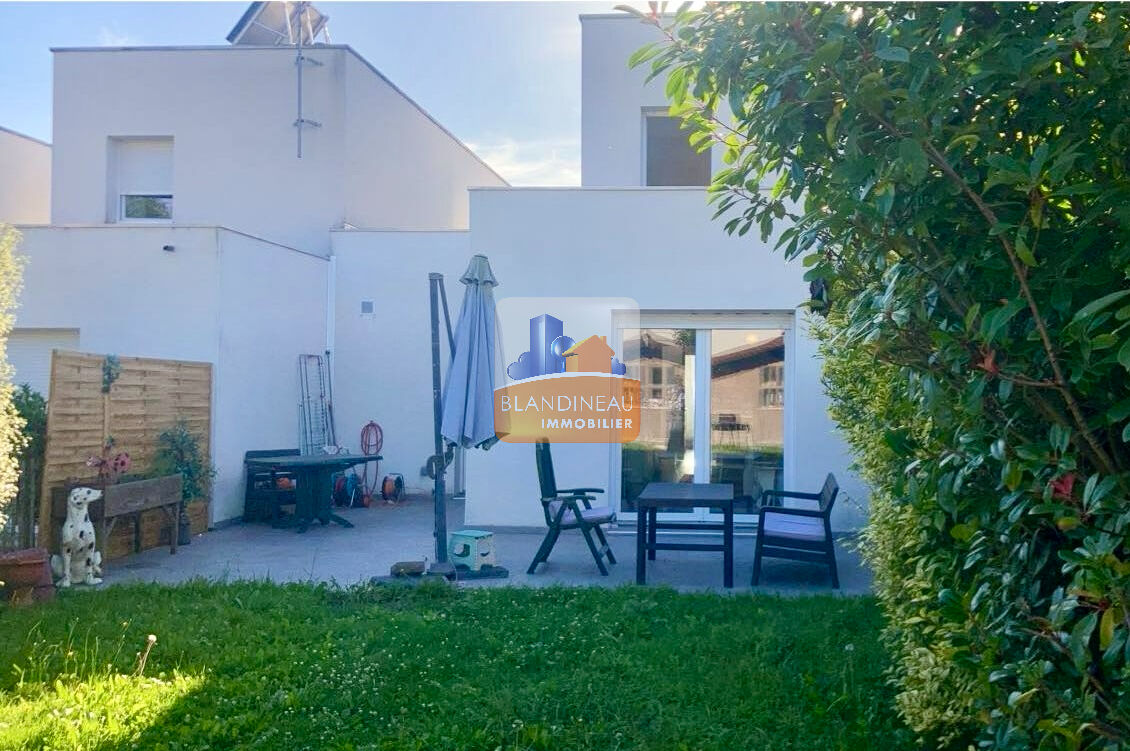 Maison 5 pièces - 74m²