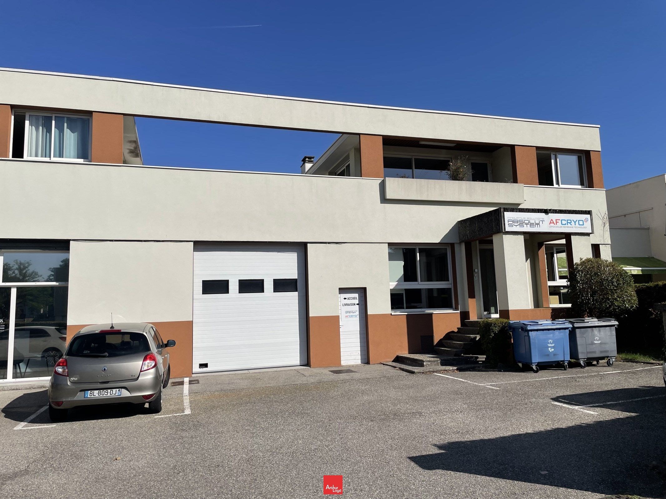 Local Professionnel  - 591m² - SEYSSINET PARISET