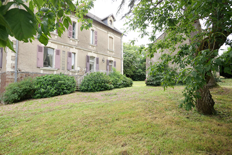 Maison 9 pièces - 260m²