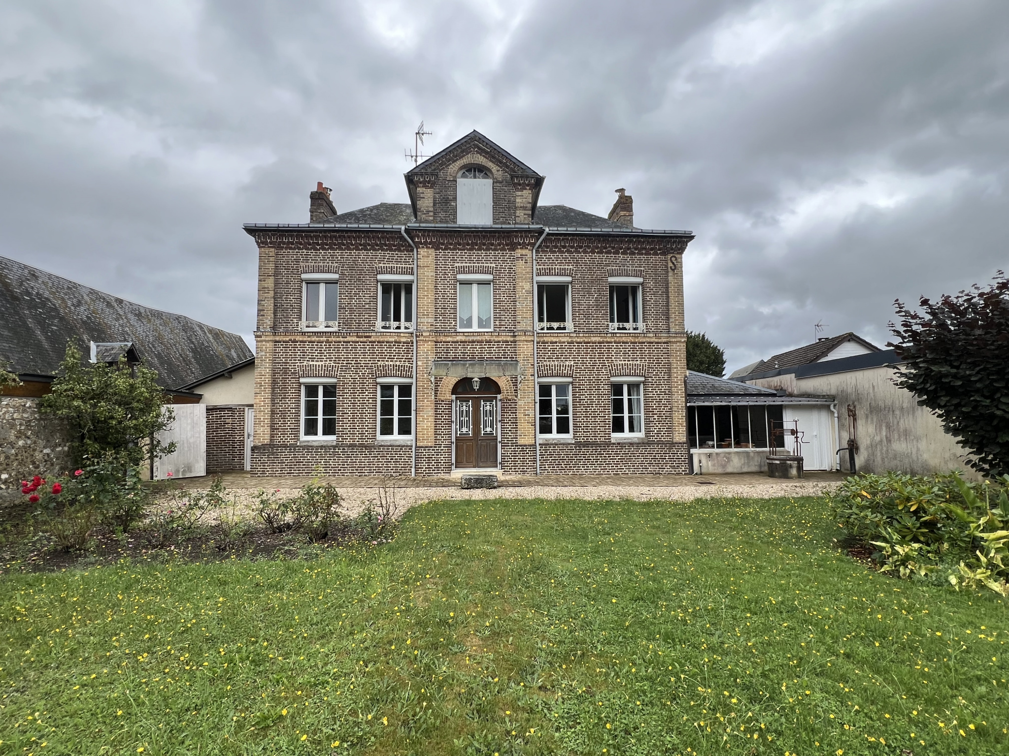 Maison 6 pièces - 132m² - ST PIERRE DE VARENGEVILLE