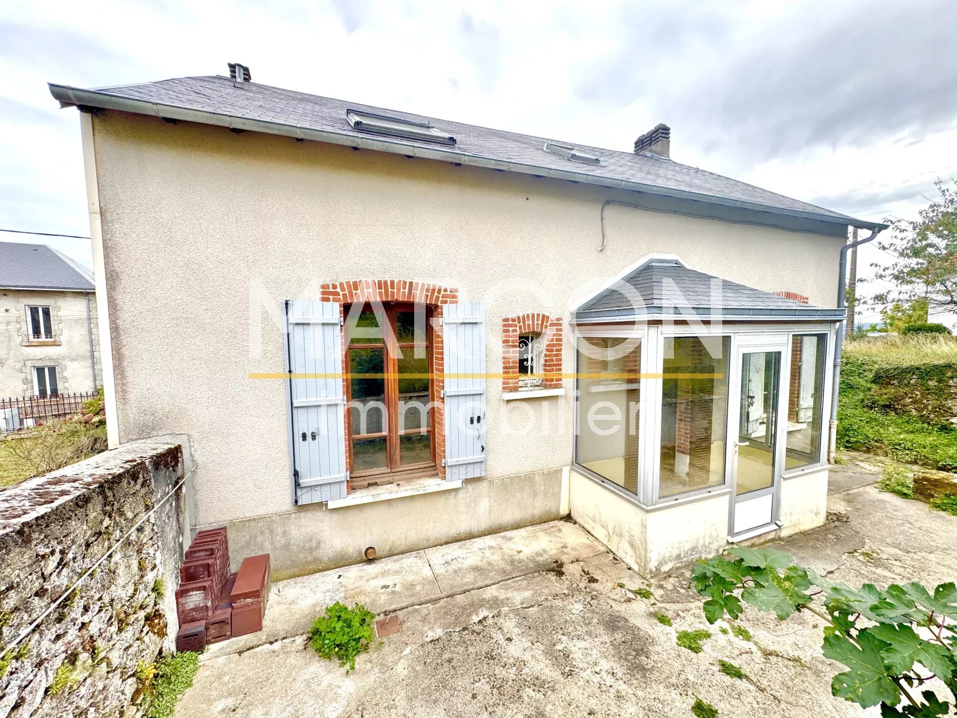 Maison 5 pièces - 122m² - GUERET