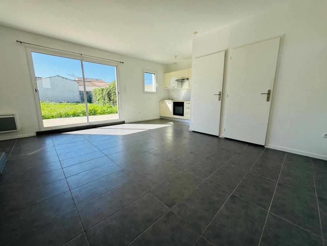 Maison 3 pièces - 62m² - ST CHRISTOPHE