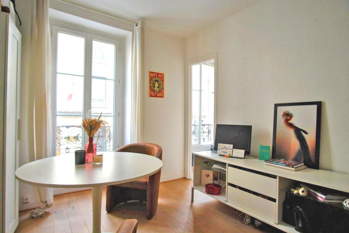 Appartement 1 pièce - 19m² - PARIS  - 7ème