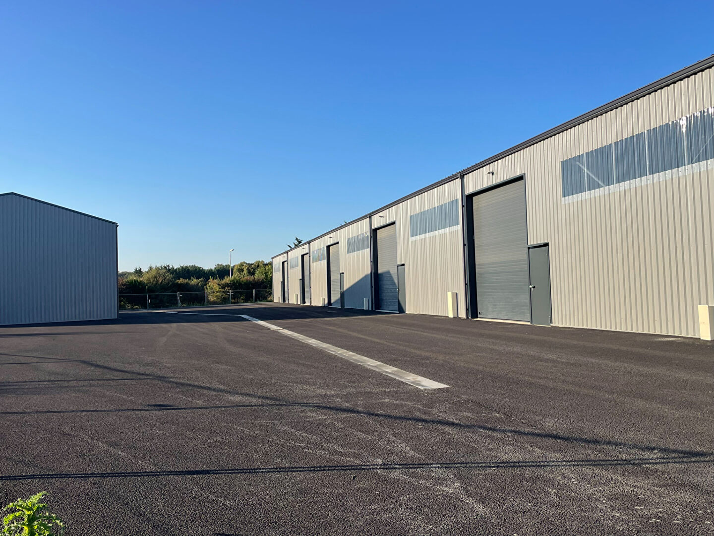 Local industriel  - 120m²