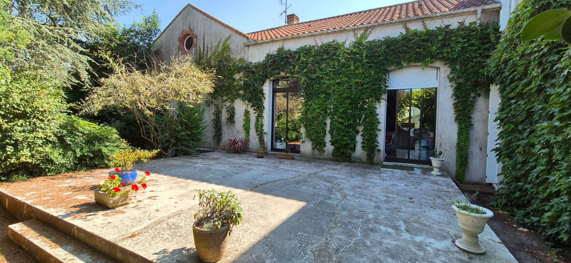 Maison 9 pièces - 269m²