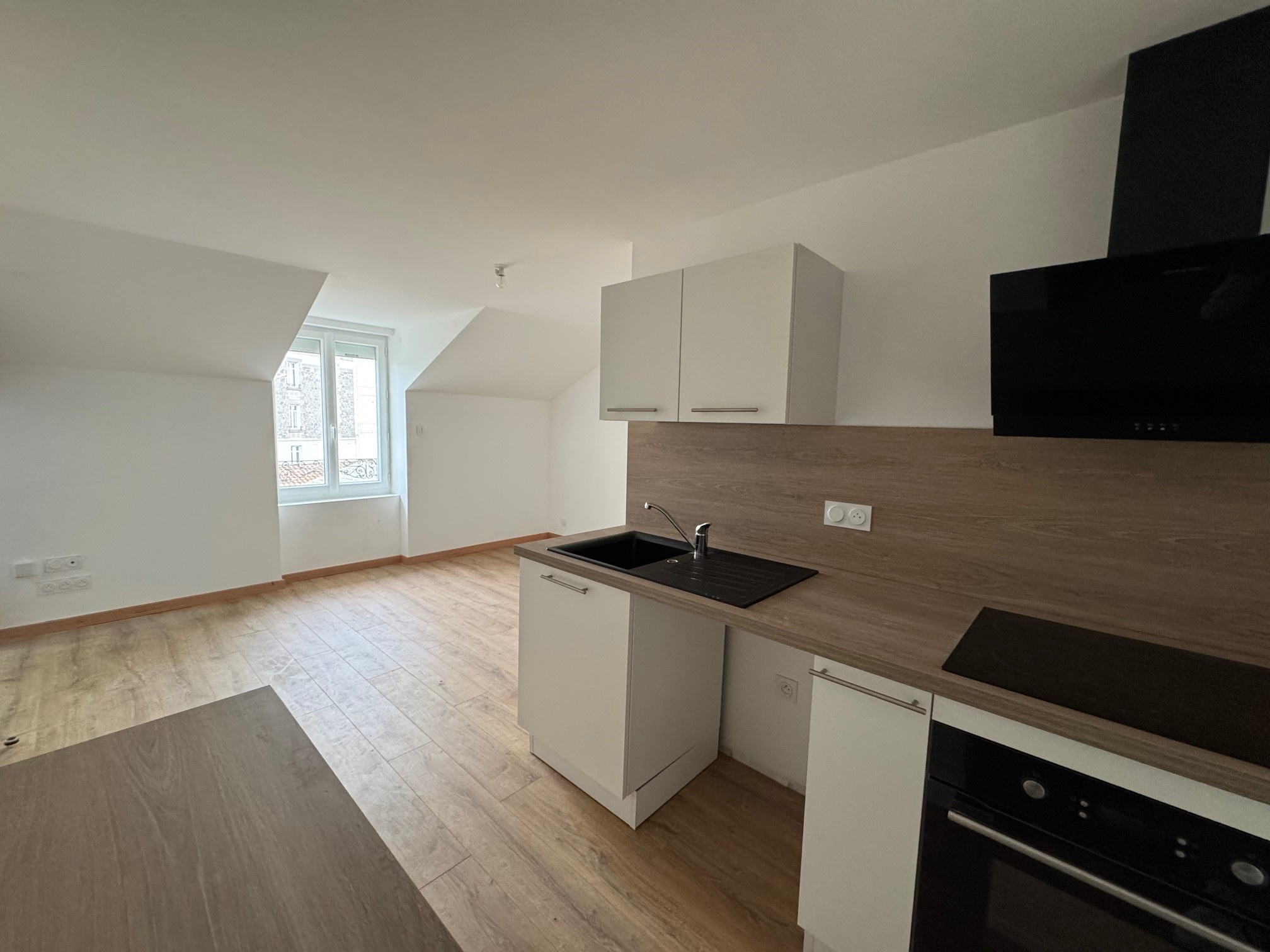 Appartement 1 pièce - 22m² - LIMOGES