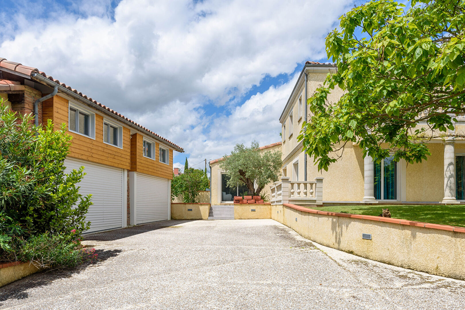 Maison 7 pièces - 205m² - CASTELMAUROU