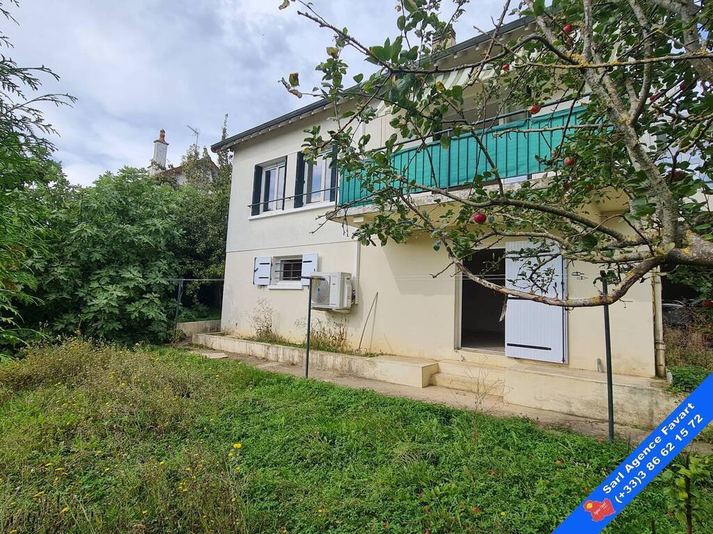 Maison  - 70m² - JOIGNY