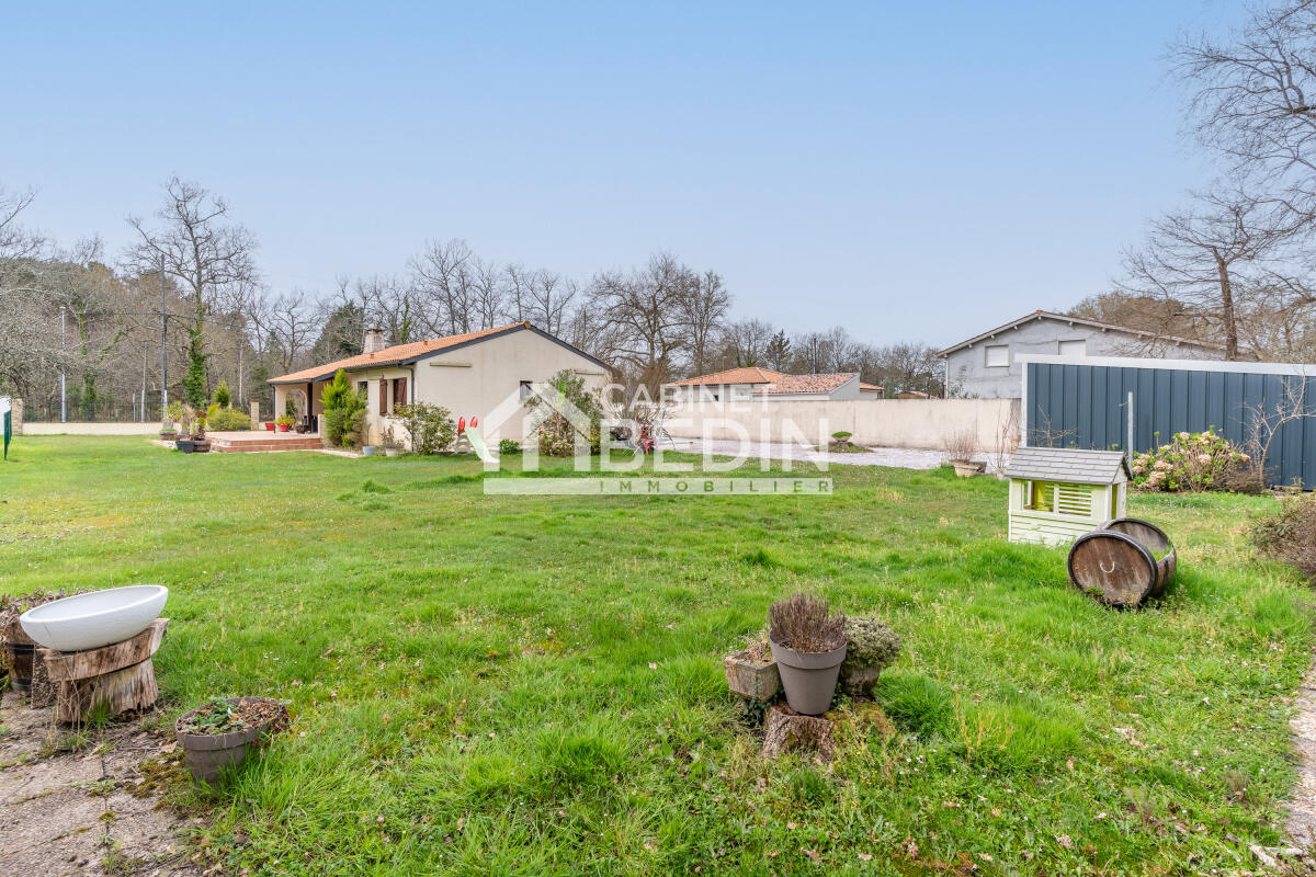 Maison 3 pièces - 115m² - ST AUBIN DE MEDOC