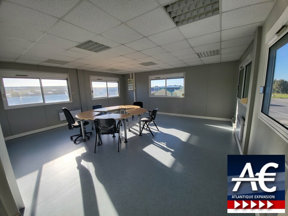 Local Professionnel  - 215m² - GUERANDE